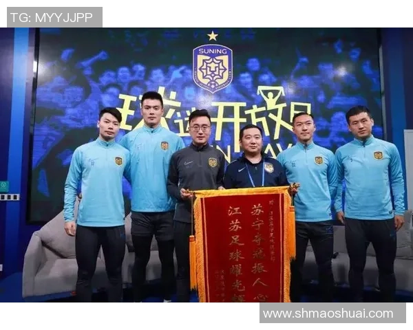 苏宁足球球星闪耀赛场展现拼搏精神点燃无数球迷热情